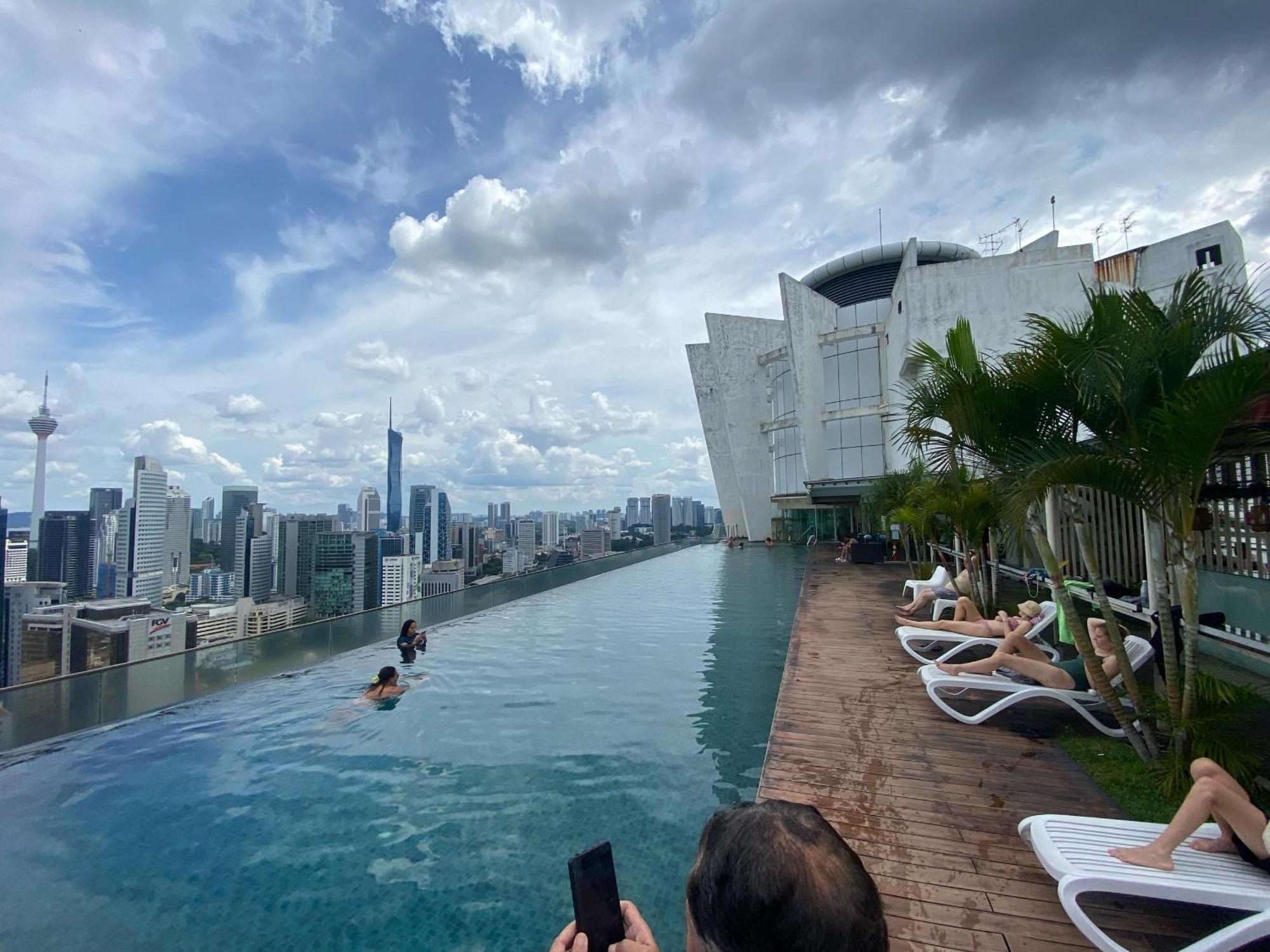 Skypool Kl Free Infinity Pool Over Kuala Lumpur Exterior foto